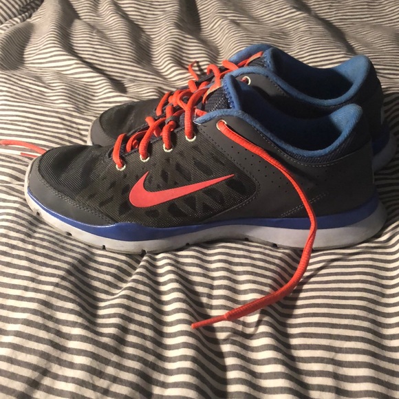 Nike Shoes - Nike Training Shoes 👟